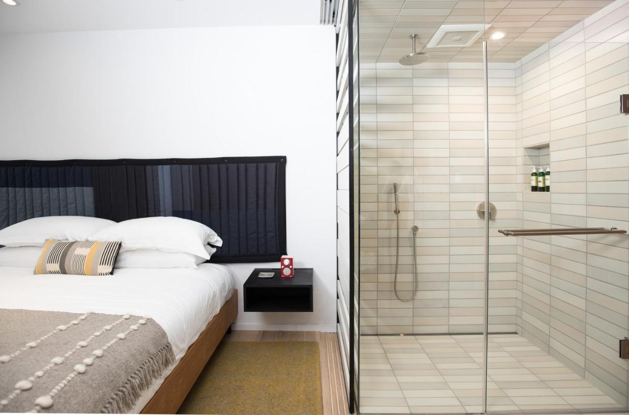 Harmon Hotel