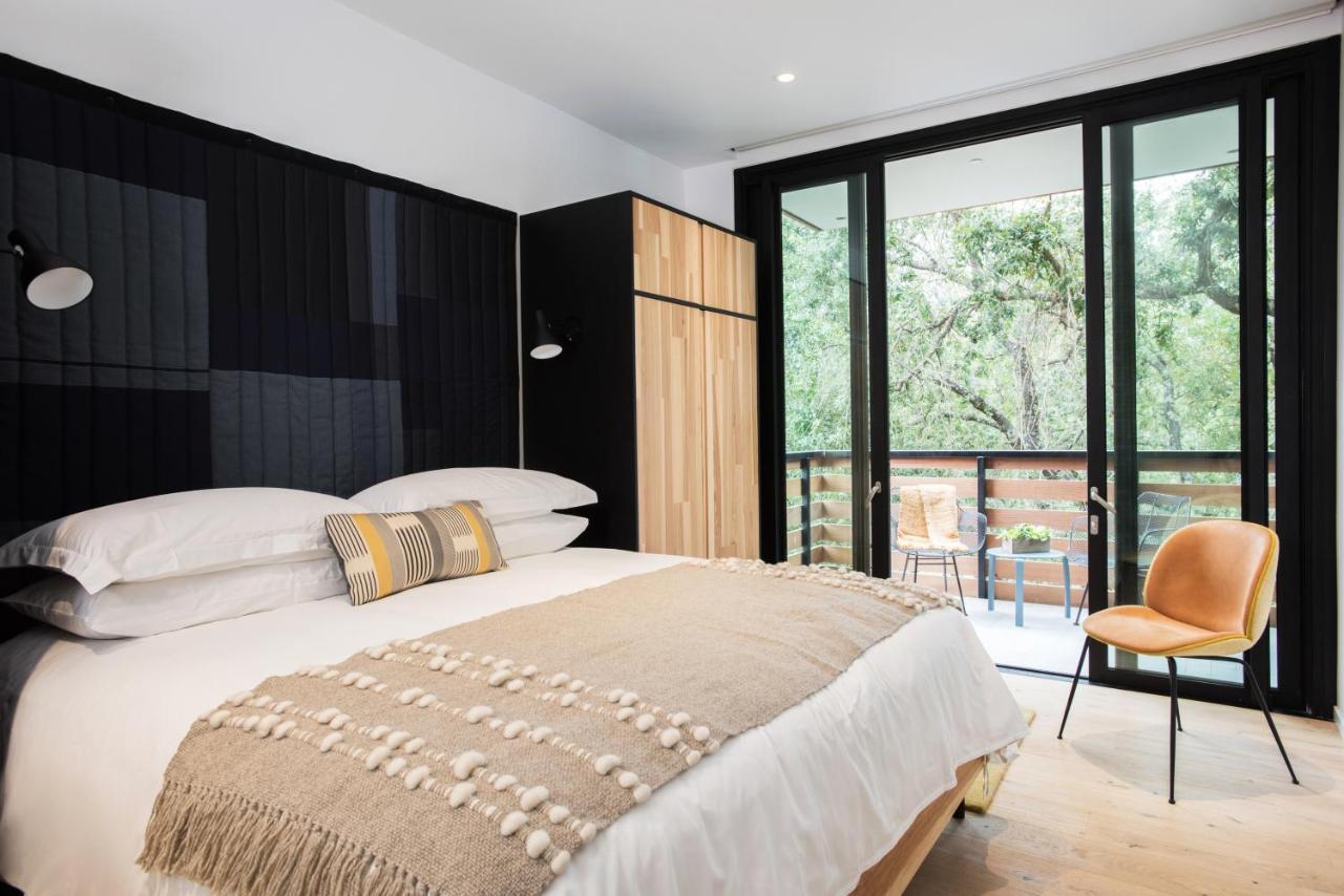 Harmon Hotel