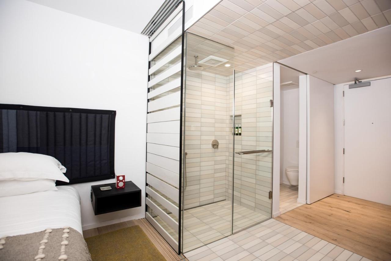 Harmon Hotel